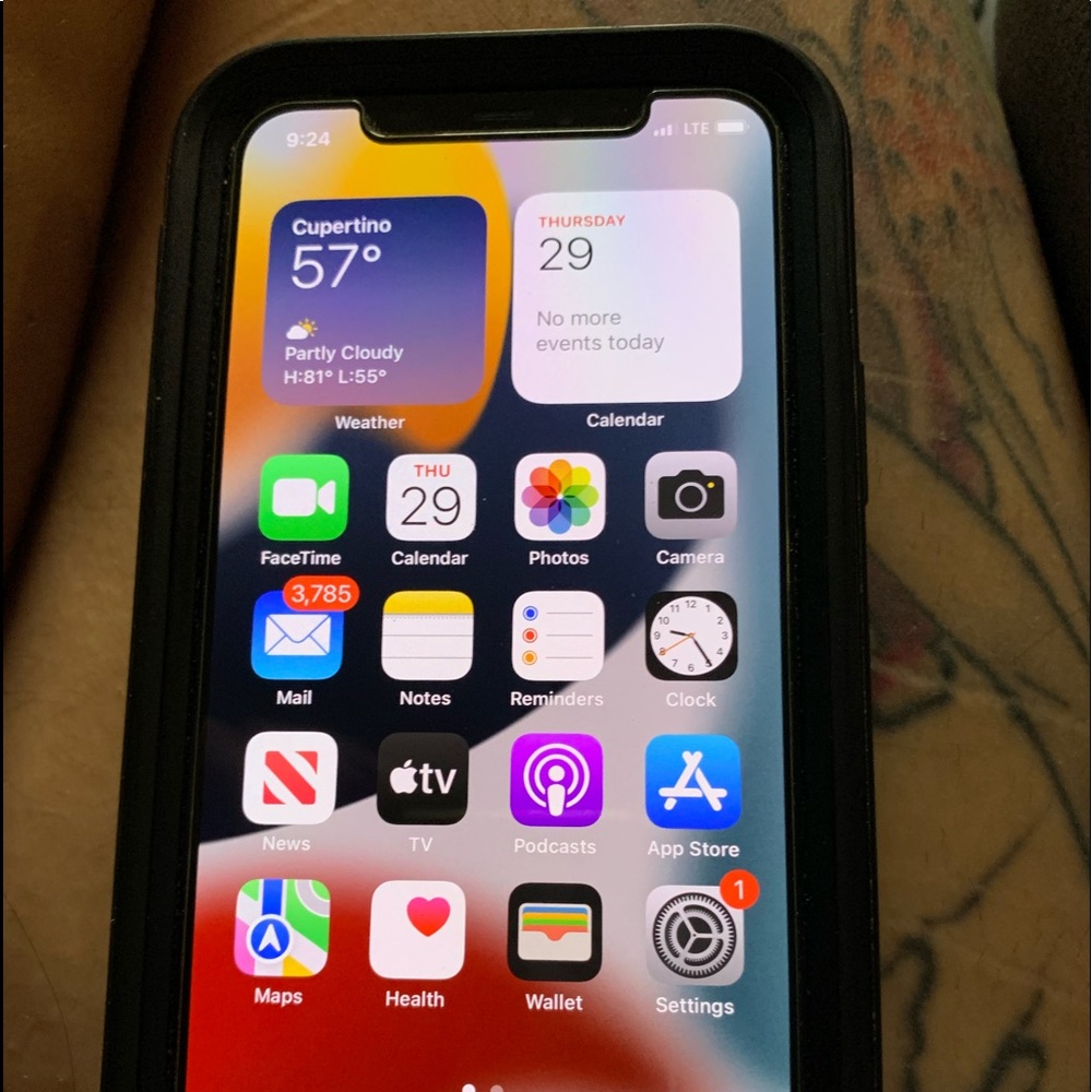 iPhone 11Pro 64gb Black with rugged protective case and brand new speck case